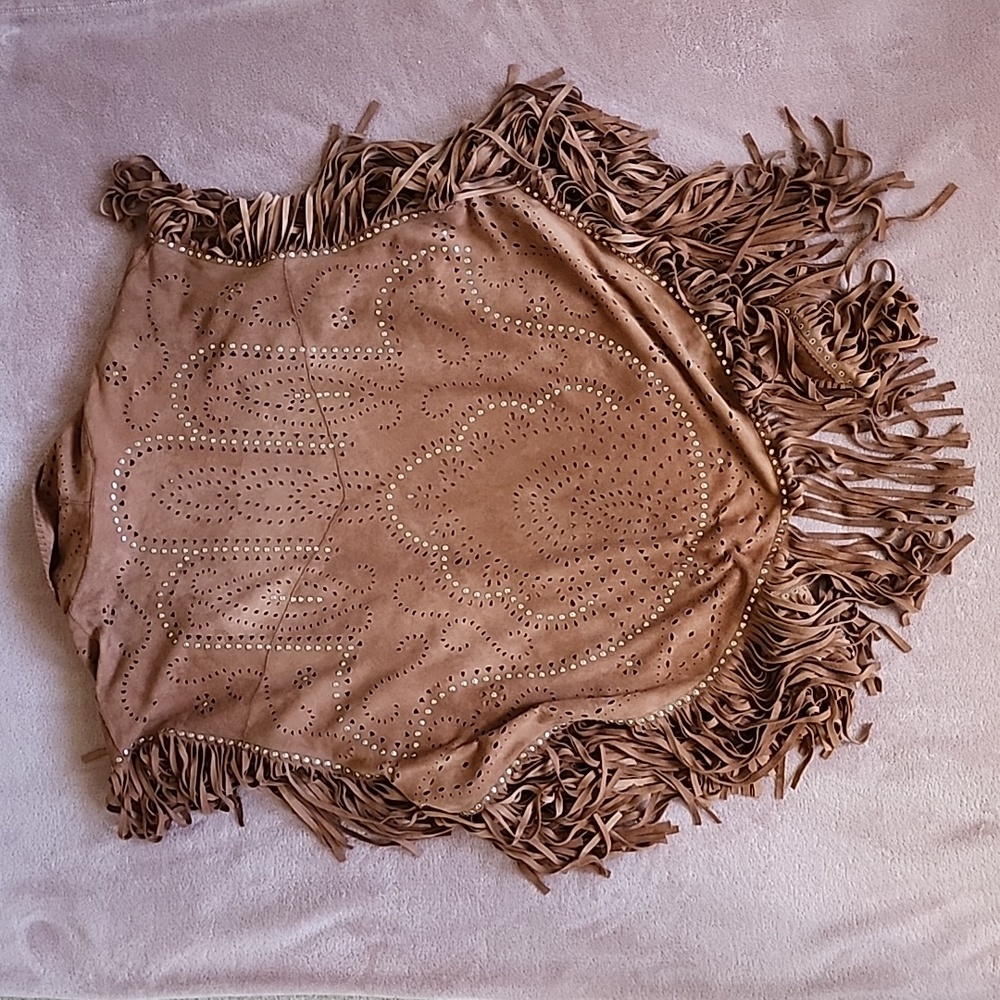 Amaize Collections suede vest/cape (no size) - Picture 4 of 4